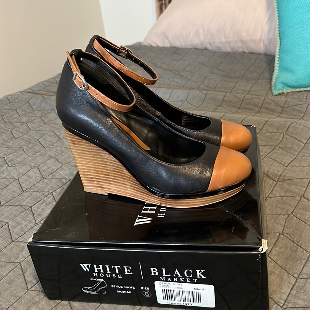 White House Black Market Shoes - Moriah, Size 8